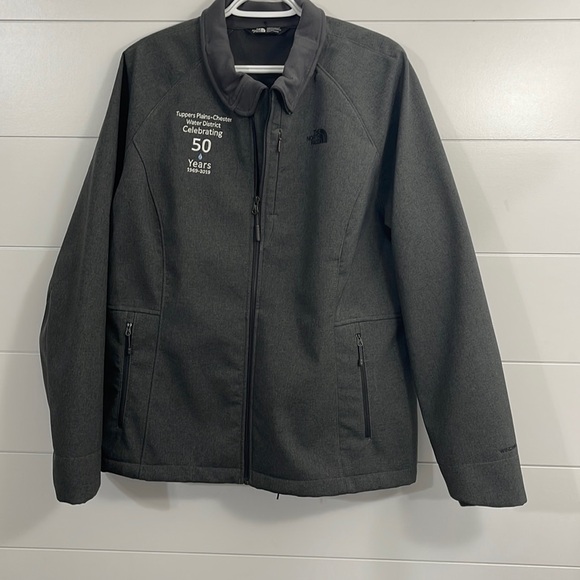 The North Face Jackets & Blazers - Women’s North Face jacket. Size XXL. Worn very little.